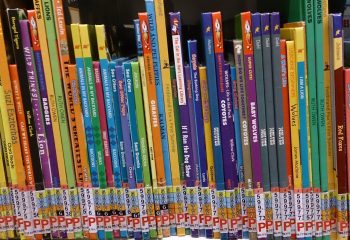 childrens_books_at_a_library